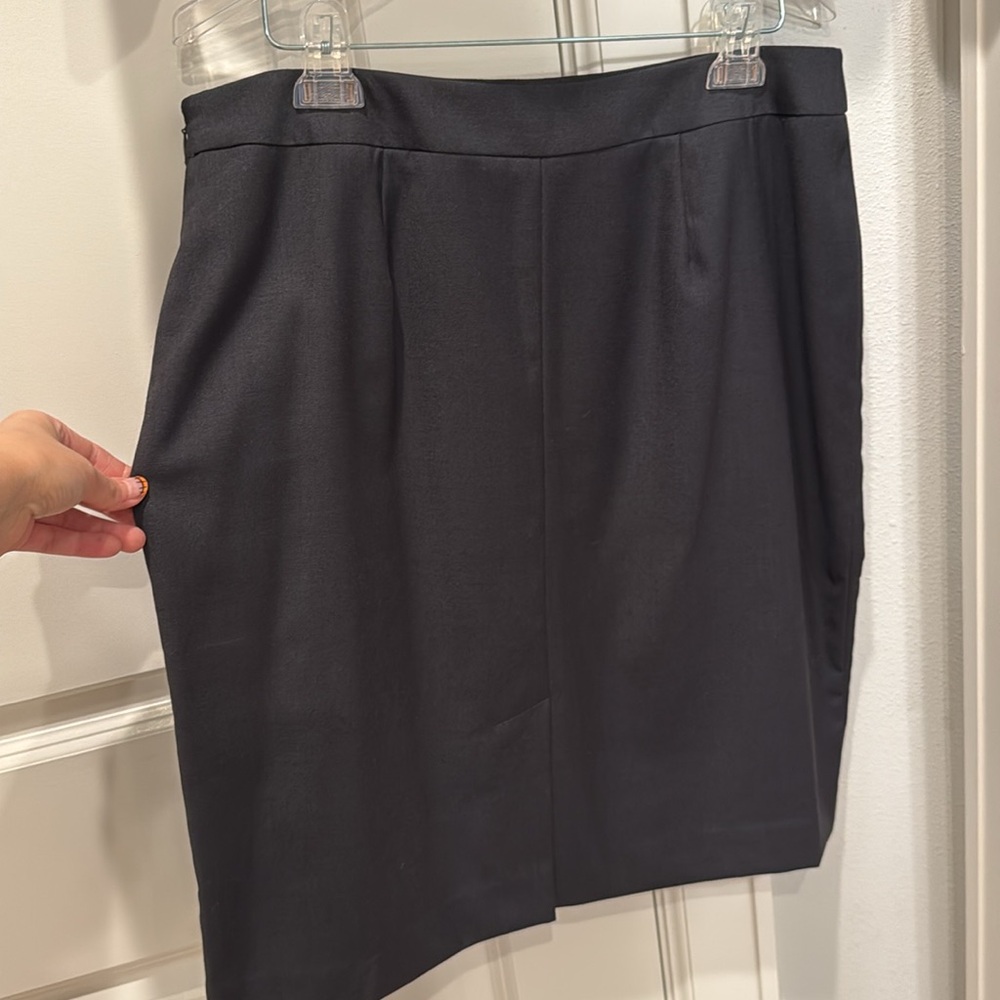 Skirt Suite - Nine West Dark Grey, Size 14 - Picture 4 of 7